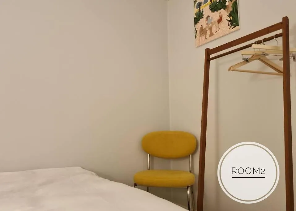 Hygge In Sinchon Apartment Seoul