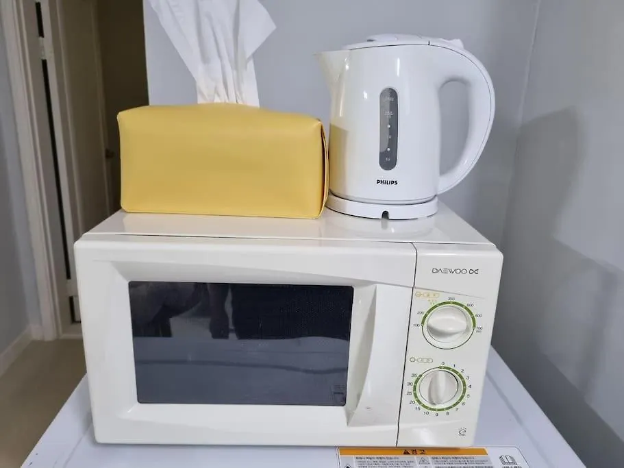 Hygge In Sinchon Apartment Seoul