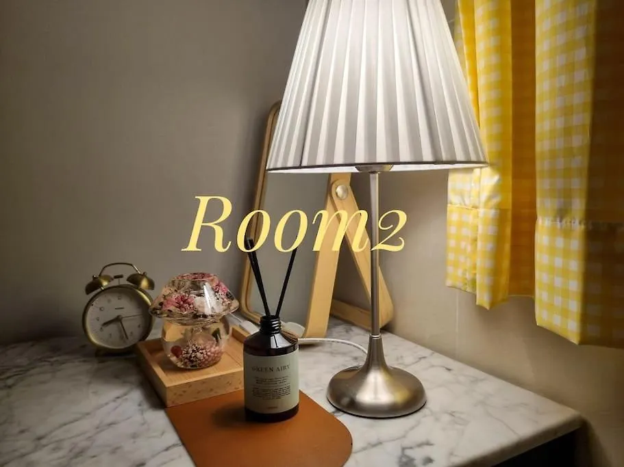 Hygge In Sinchon Apartment Seoul