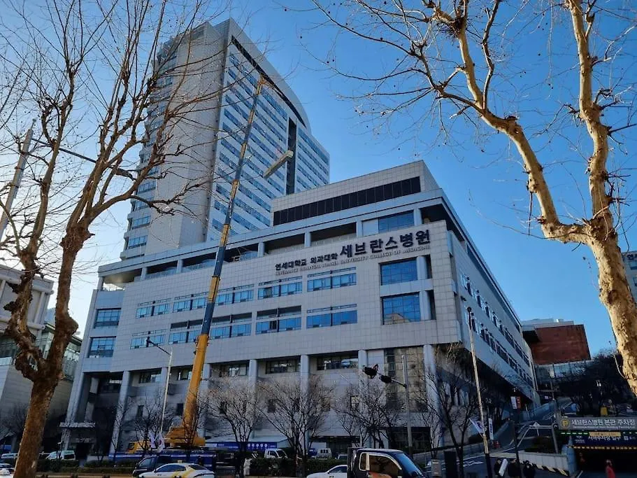 Hygge In Sinchon Apartment Seoul