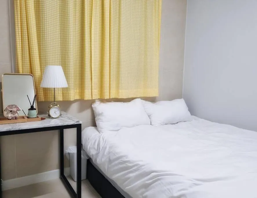 Hygge In Sinchon Apartment Seoul 0*,  South Korea